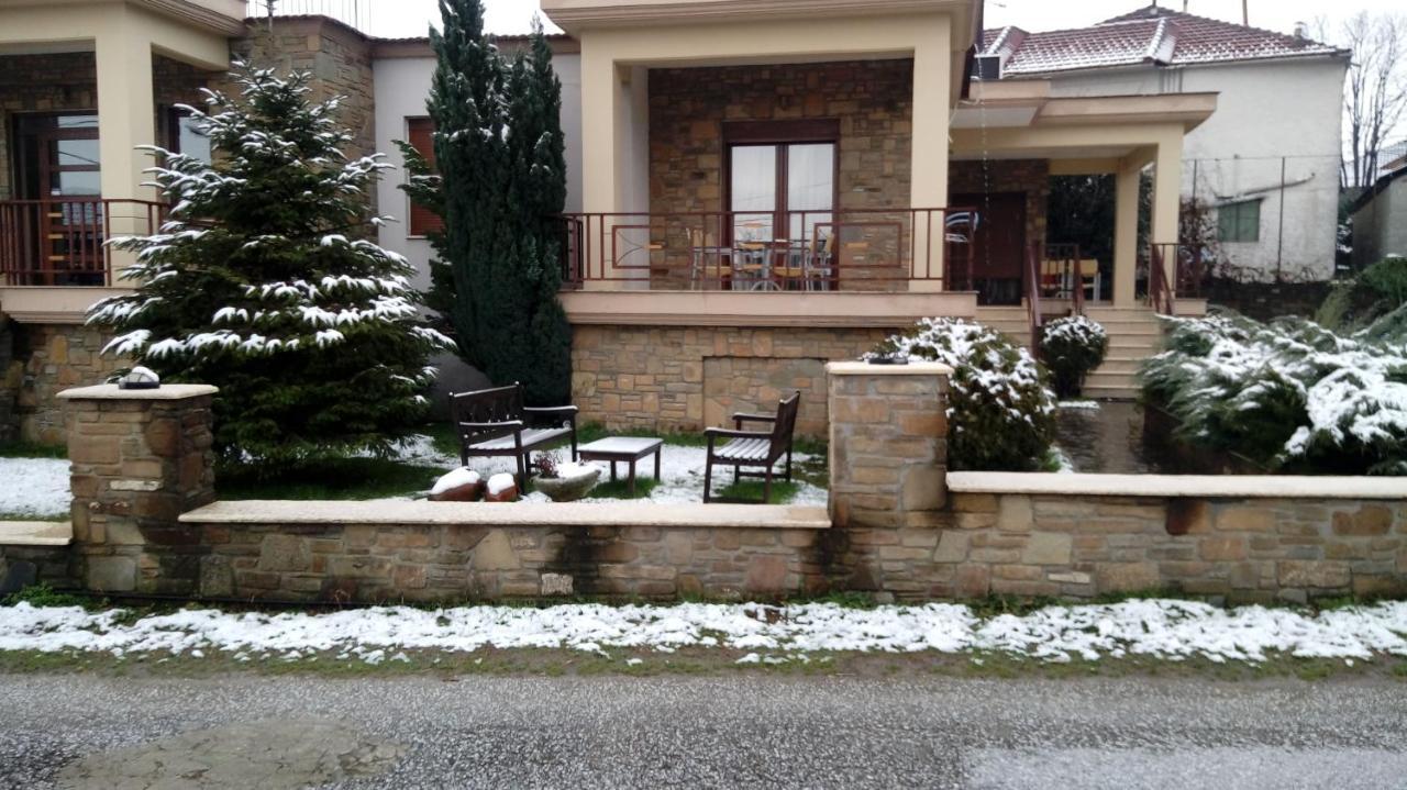 Evenos Villa Káto Loutrákion Екстериор снимка