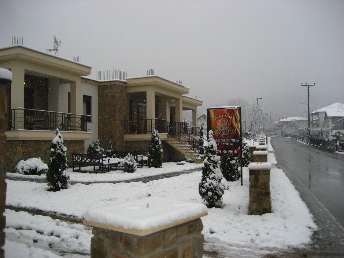 Evenos Villa Káto Loutrákion Екстериор снимка
