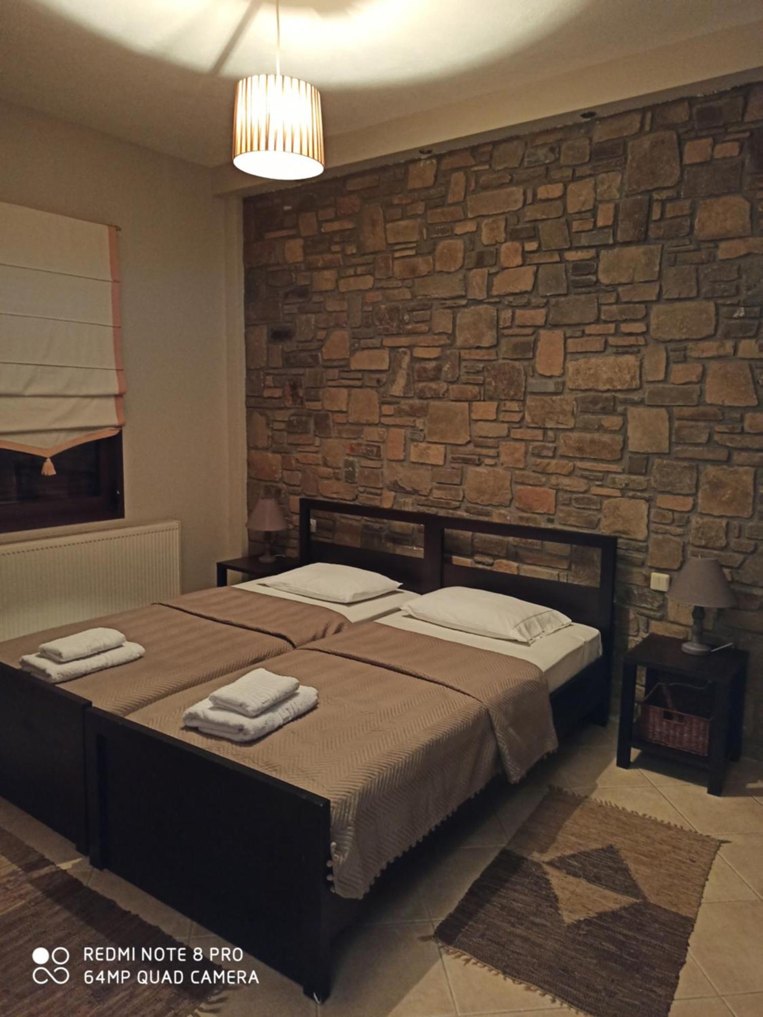 Evenos Villa Káto Loutrákion Екстериор снимка